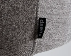 Barstol med armlæn i grå