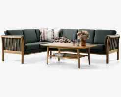 Hjørnesofa grøn med massive trægavle