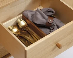 Reolopstilling med døre og skuffer oileret eg