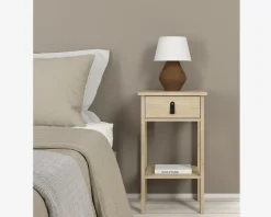 Sengebord Madrid eg med 1 skuffe