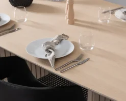 Spisebord Christo i hvidolieret eg