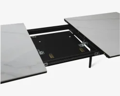 Spisebord med udtræk i sintret sten