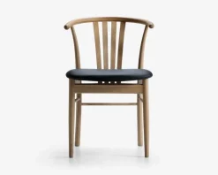 Spisebordsstol i massiv eg