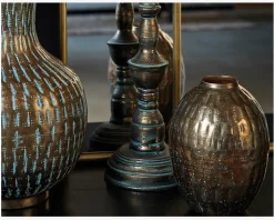 Vase Hamret Antik H.20 cm